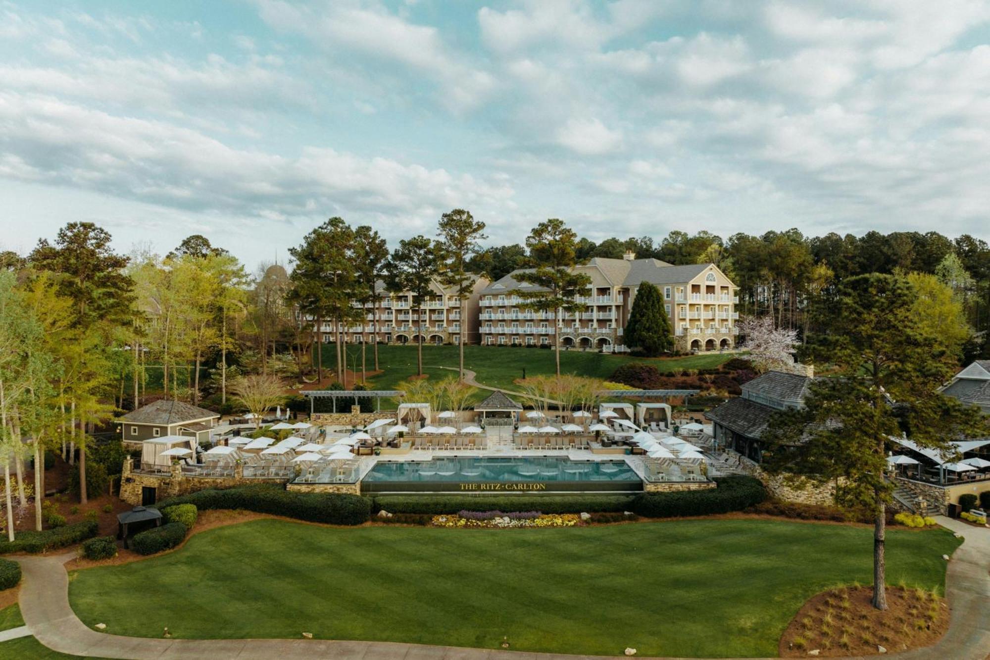 เดอะ ริทซ์-คาร์ลตัน เรย์โนลด์ส เลคโอโคนี Hotel Turnwold ภายนอก รูปภาพ